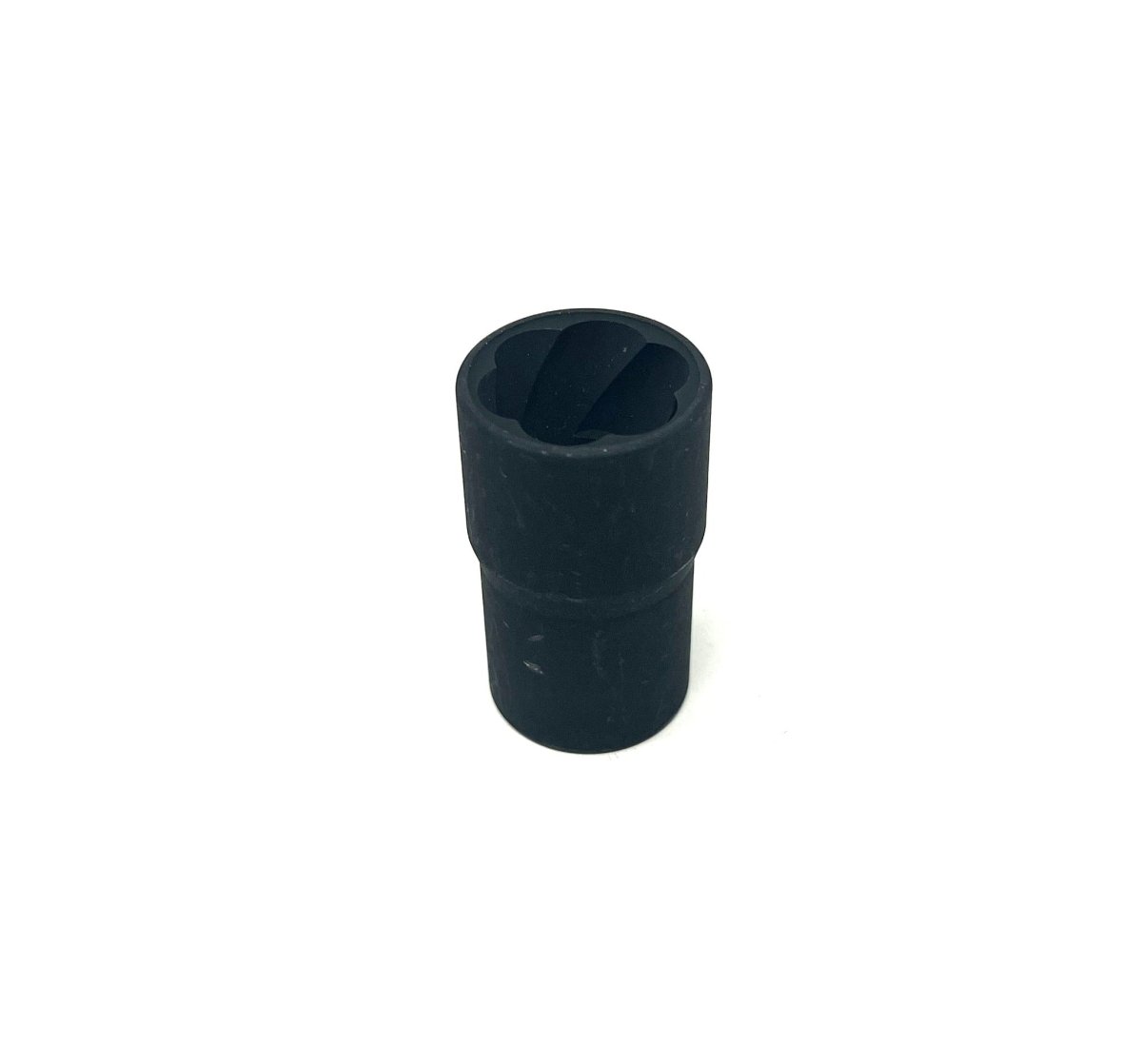 MT-RSR 14-TS17MM Easy-Off Locking Lug Twist Socket, 17MM
