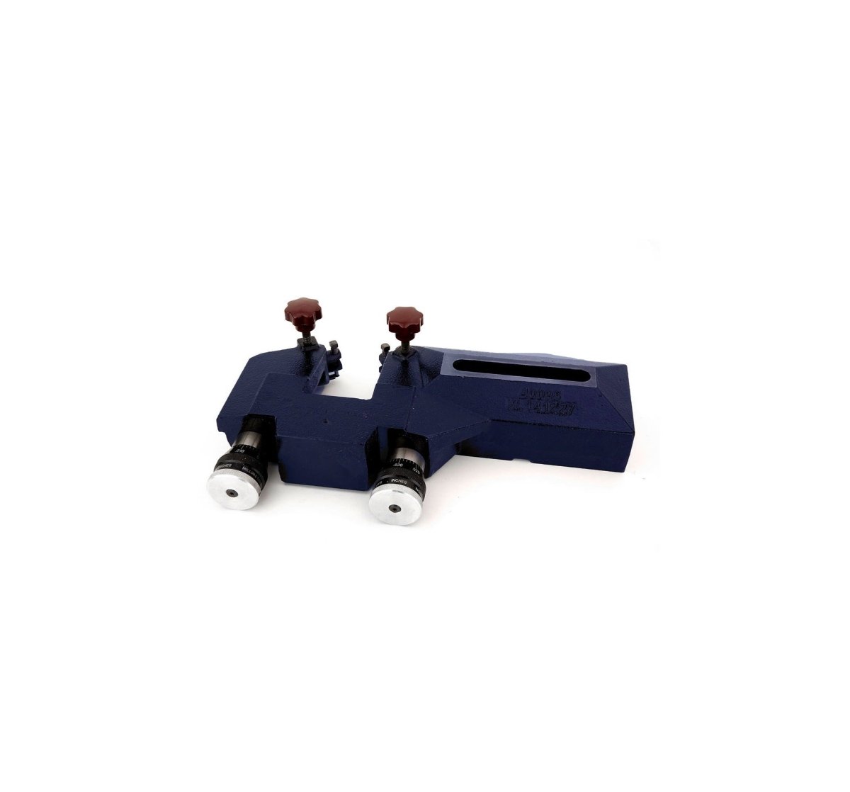 Closeup of MT-RSR 7950 twin cutter assembly components highlighting rollers and knobs.