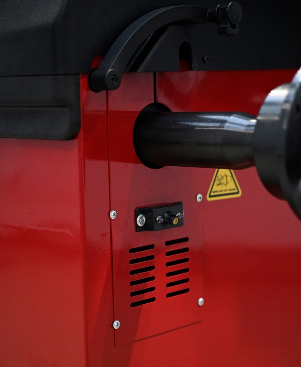 Fortisky FWB-8823 2D Wheel Balancer Laser Weight Positioning Auto Data Entry