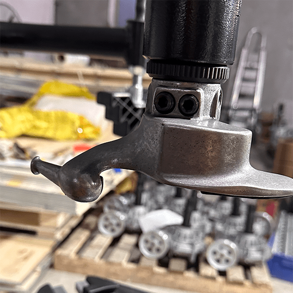 Katool KT-T855 – Tire Changer (Vertical Press)