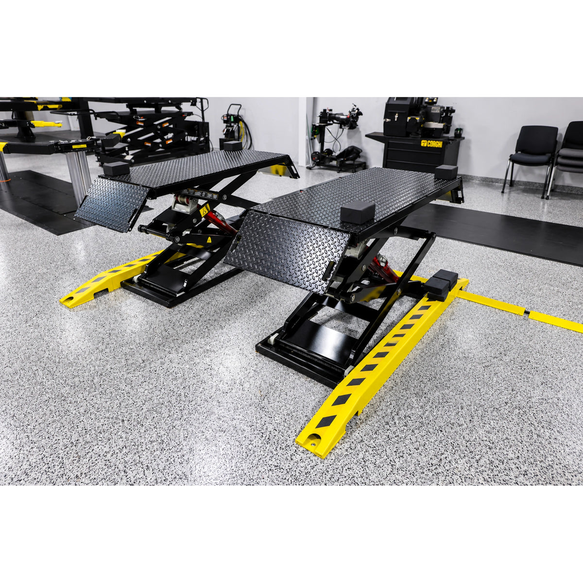 Challenger DX77-EXT Surface Mount Double Scissor Lift 7700 lb