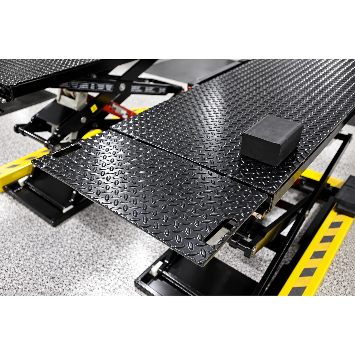 Challenger DX77-EXT Surface Mount Double Scissor Lift 7700 lb