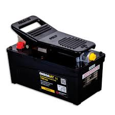 OMEGA 22905 Air Actuated Foot Pumps, 122 Oil Cap.