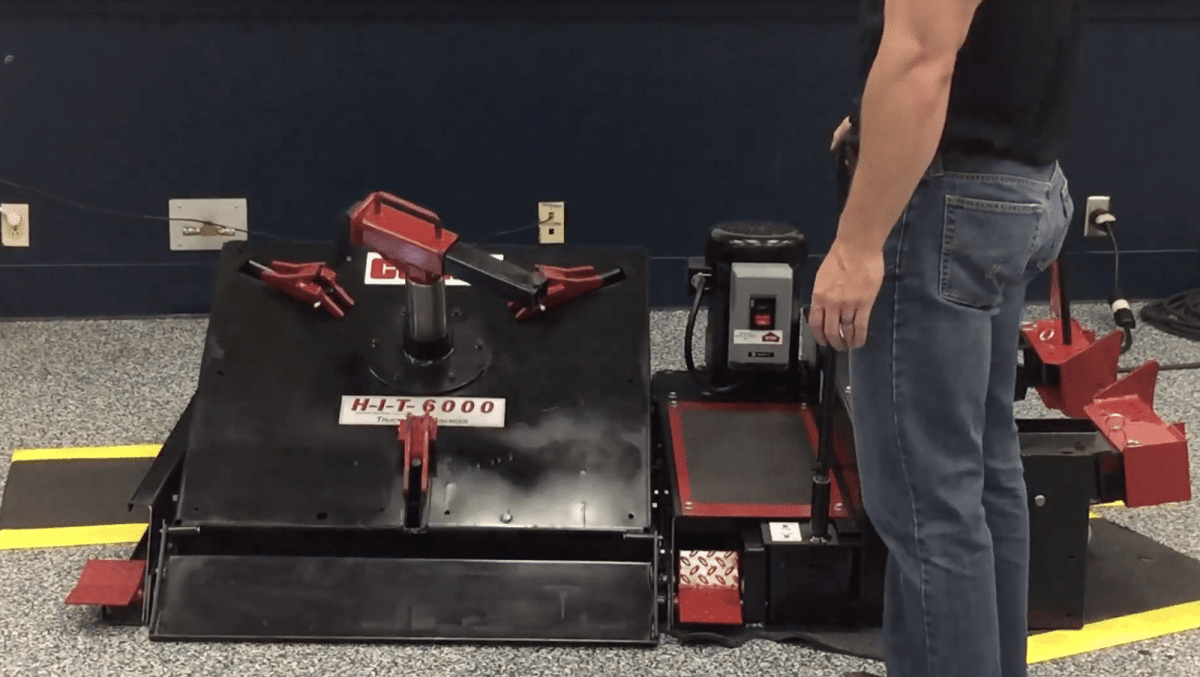 COATS HIT 6000 Heavy Duty Tire Changer for Commercial Trucks