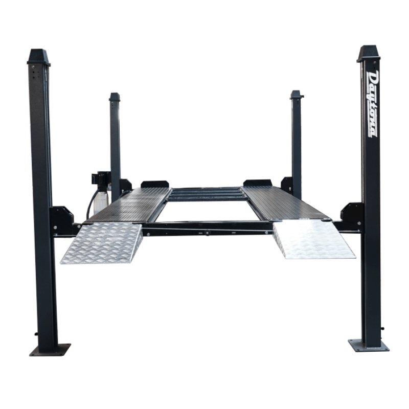 Daytona LFPP9 front view of empty runways with two diamond-plate aluminum approach ramps