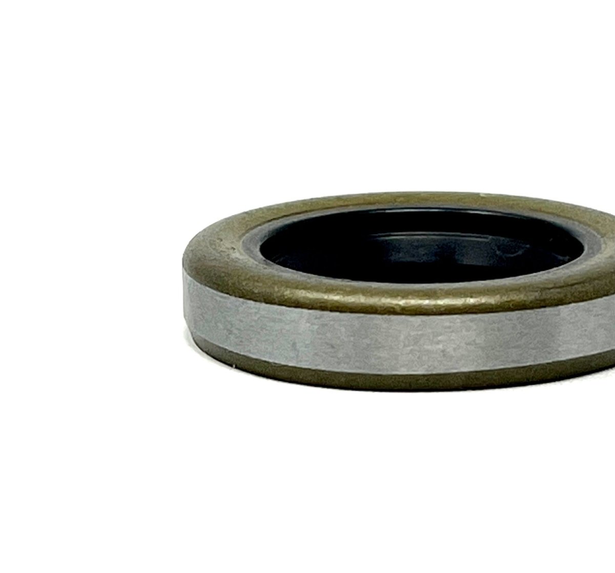 MT-RSR OS3163-SIL seal side angle showing metal outer ring and black inner lip