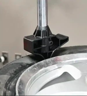 COATS 800MAXX80 Electric Rim Clamp Tire Changer w/ Robo-Arm