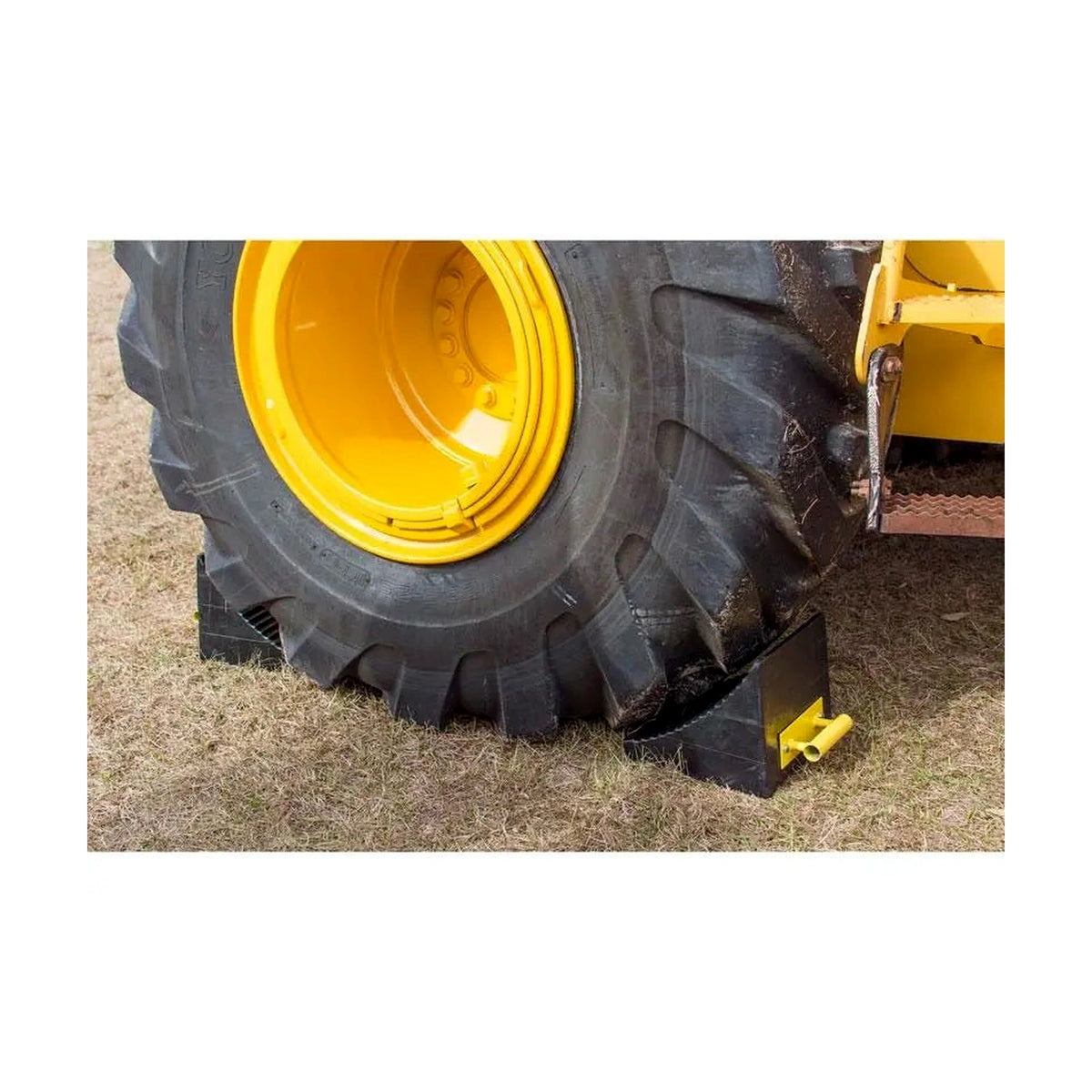 AME 15301 Big Black OTR Wheel Chock