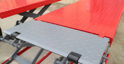 Checkered steel drive-on ramps and platforms on Fortisky FSL-FR90 scissor lift