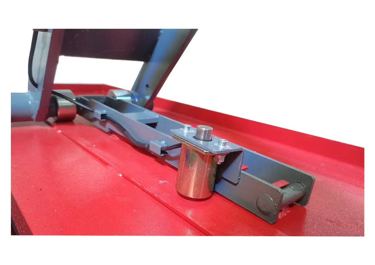 Fortisky FSL-MR80 locking ramp and platform hardware detail