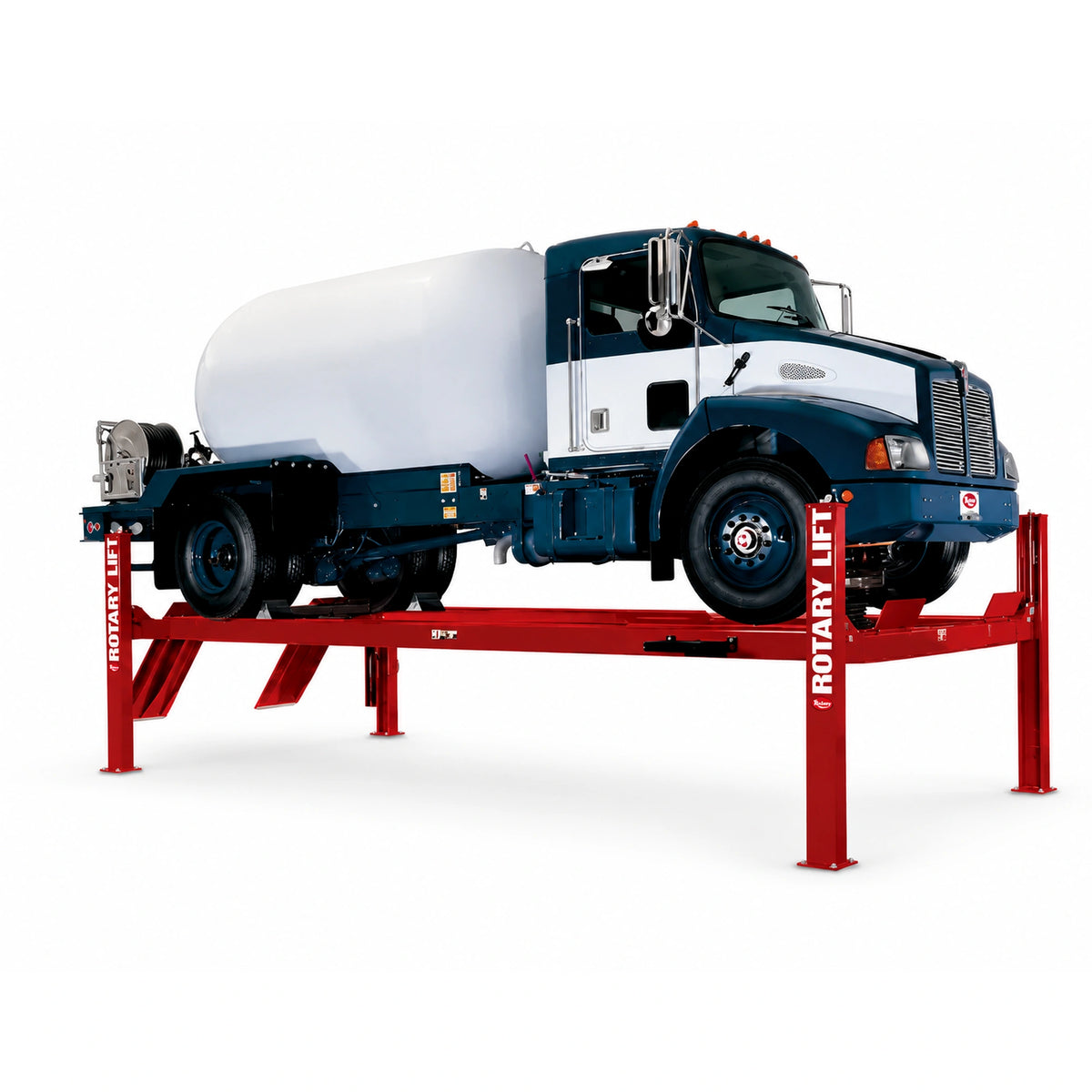 Rotary SM18 18,000 lb Four-Post Lift - Closed Front